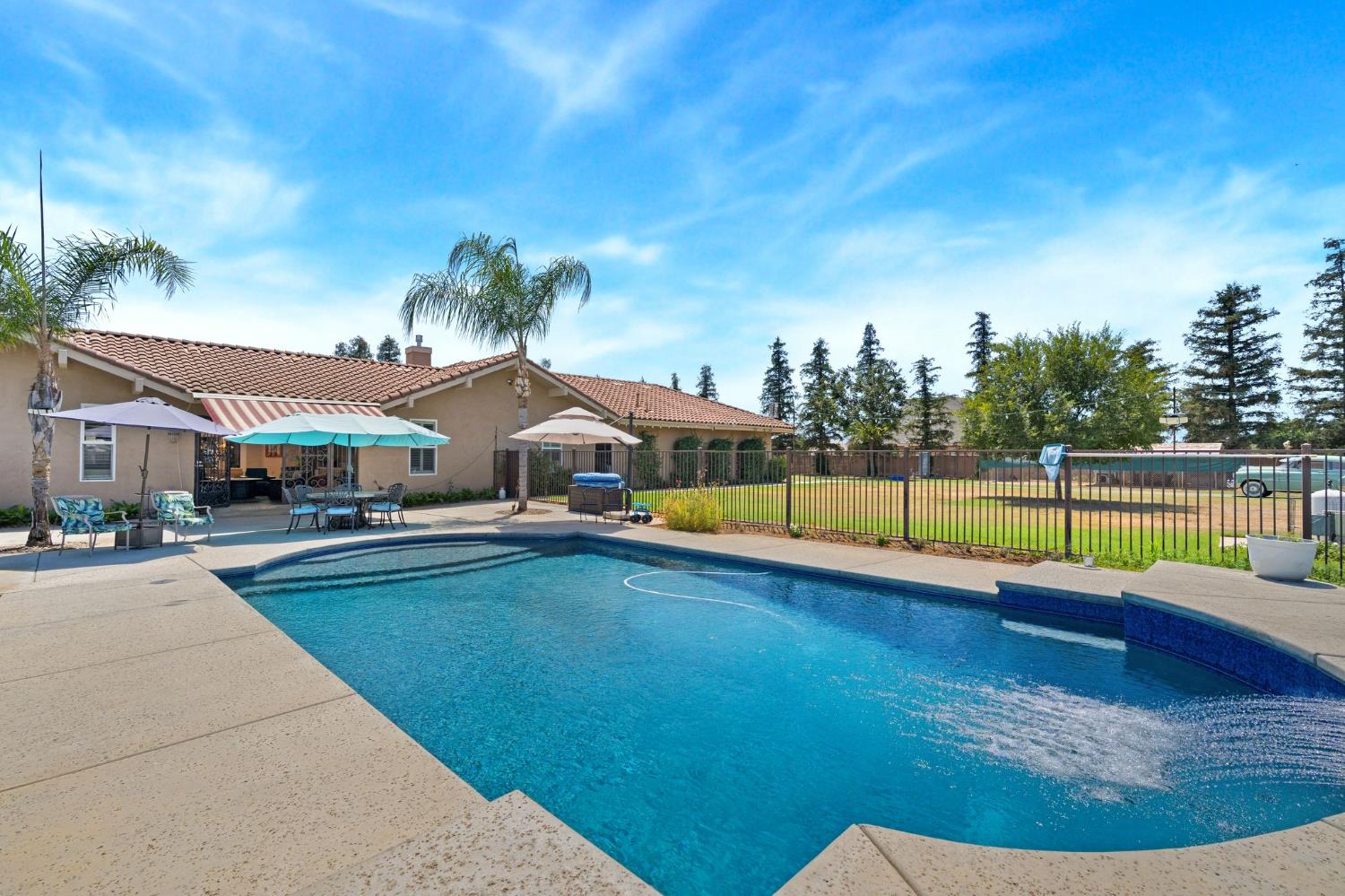 11934 E Harvard Ave, Sanger, CA 93657