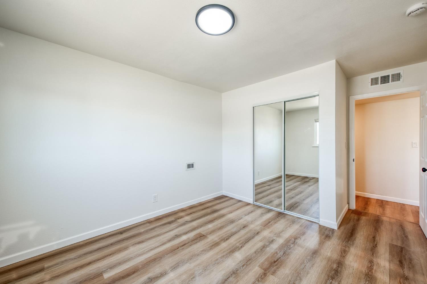 4046 E Cortland, Fresno, CA 93726