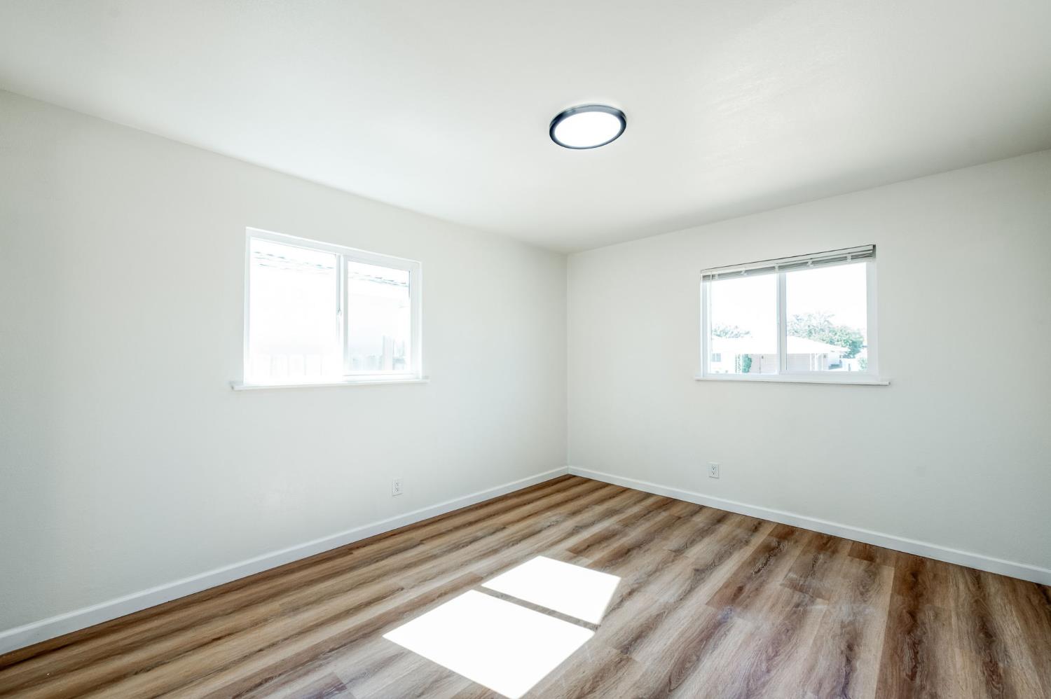 4046 E Cortland, Fresno, CA 93726