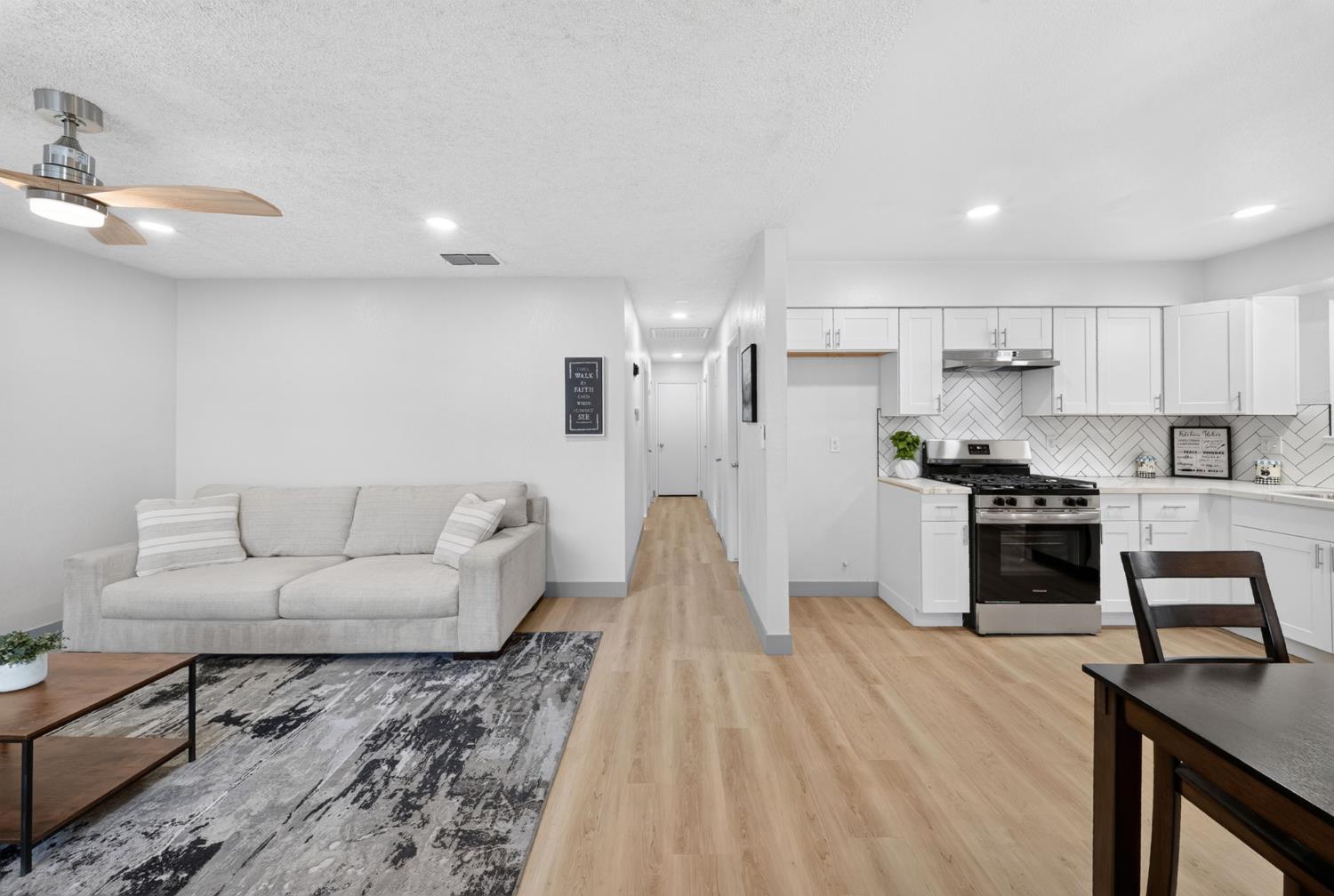 4588 E Woodward Ave, Fresno, CA 93702