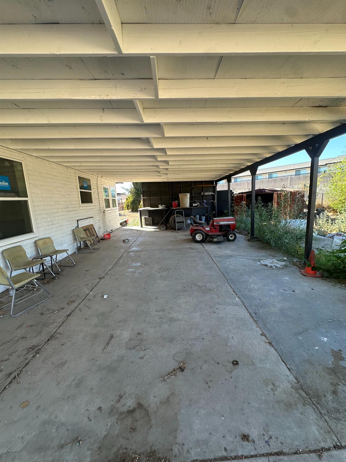 1642 W Dennett Ave, Fresno, CA 93728