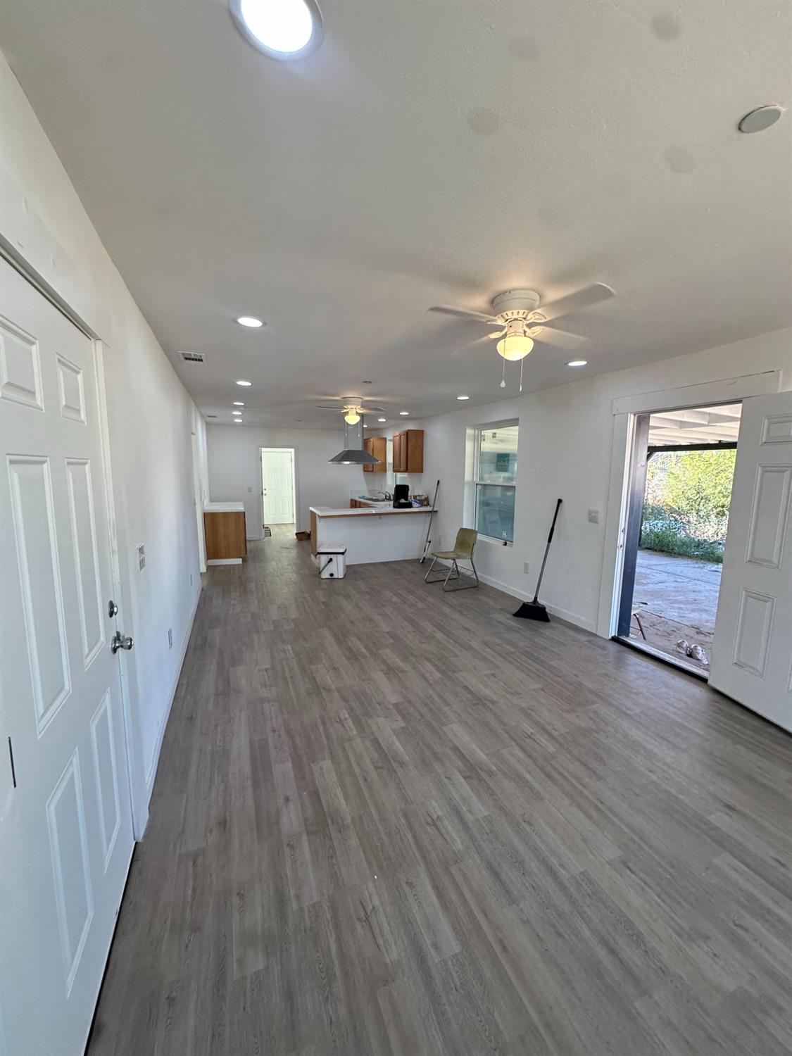 1642 W Dennett Ave, Fresno, CA 93728