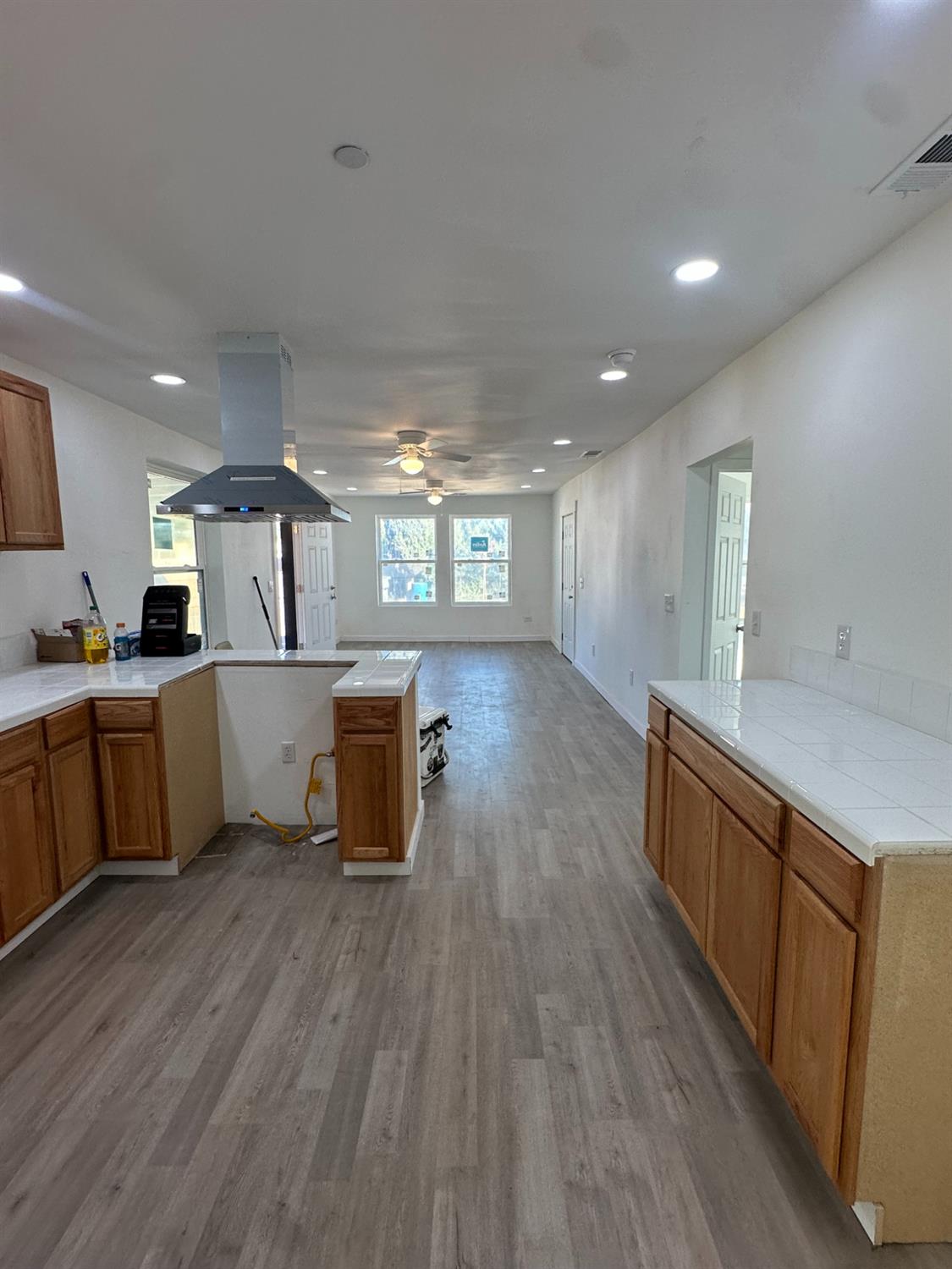 1642 W Dennett Ave, Fresno, CA 93728