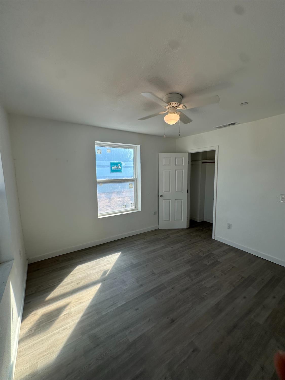 1642 W Dennett Ave, Fresno, CA 93728
