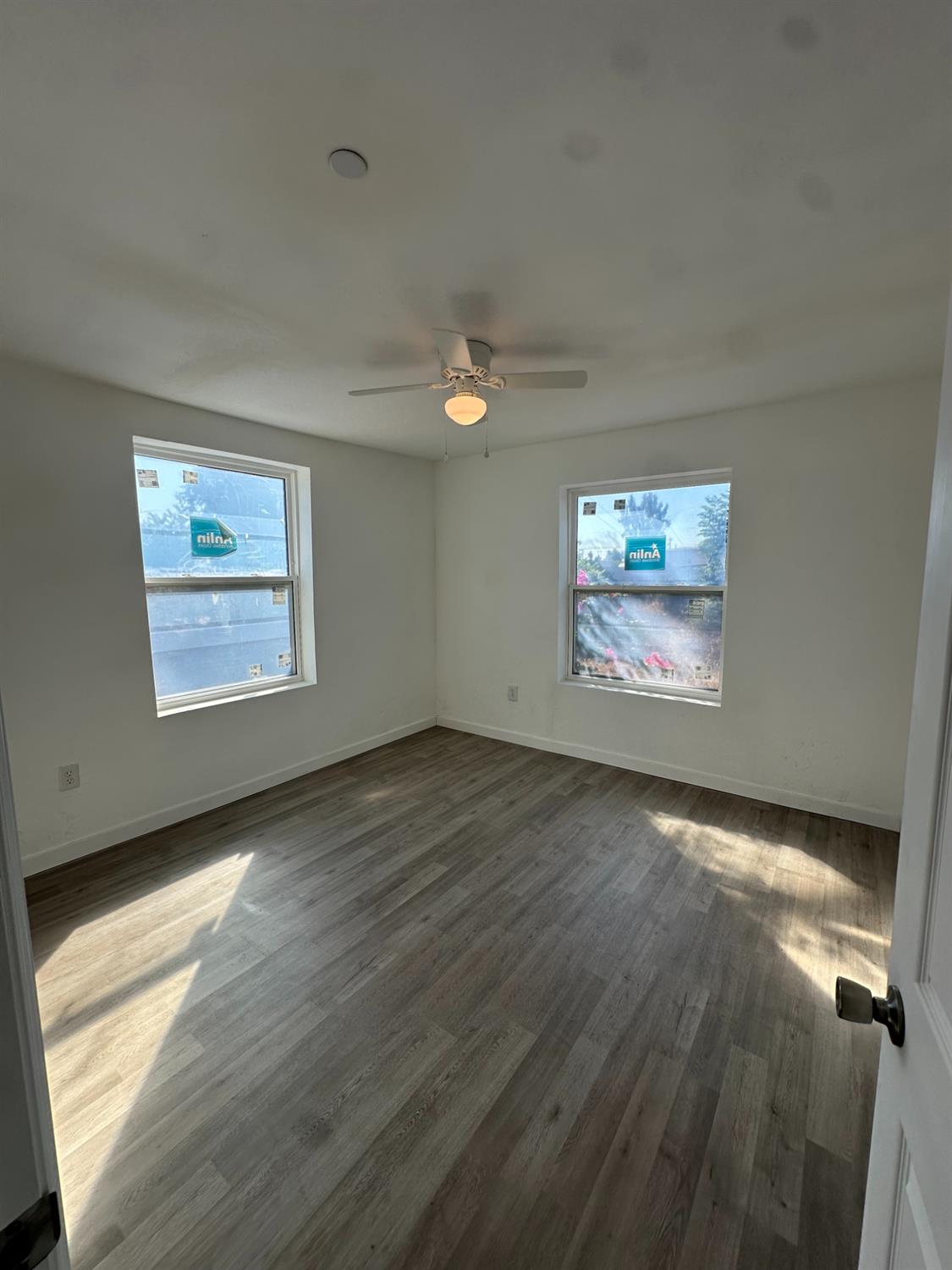 1642 W Dennett Ave, Fresno, CA 93728