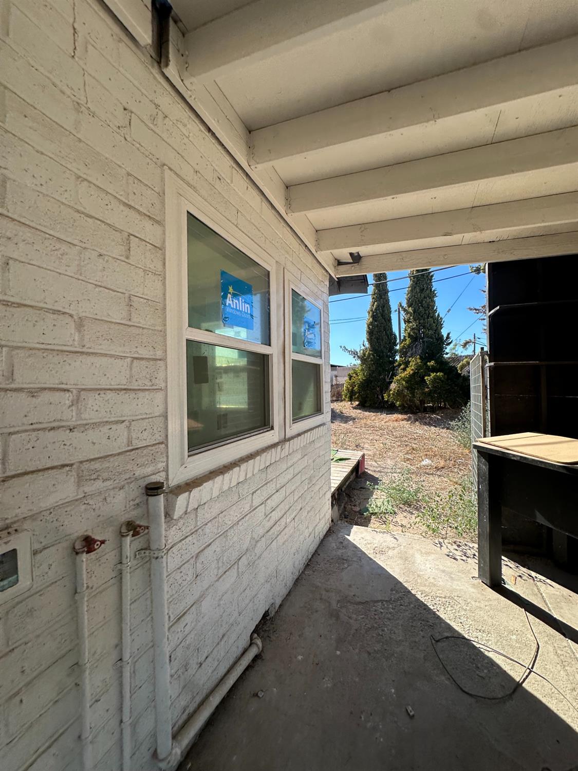 1642 W Dennett Ave, Fresno, CA 93728