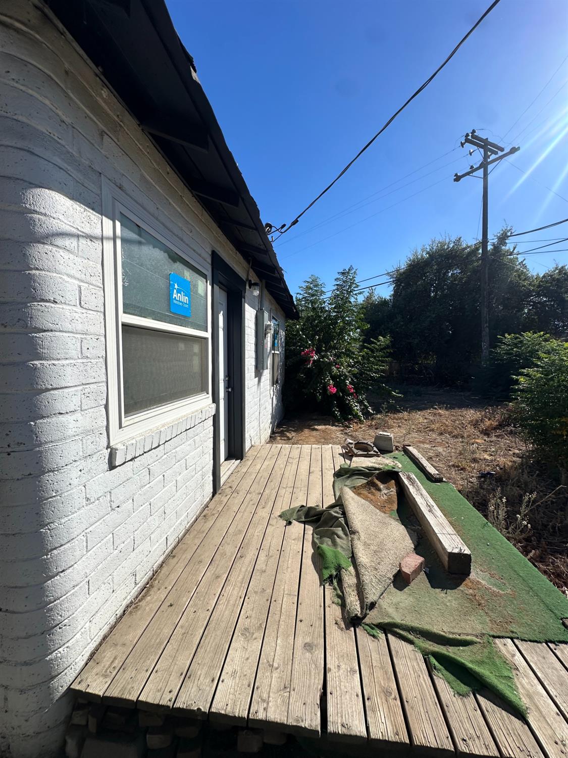 1642 W Dennett Ave, Fresno, CA 93728
