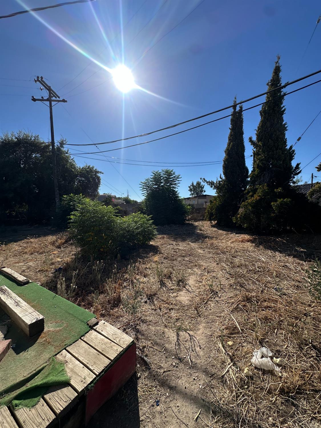 1642 W Dennett Ave, Fresno, CA 93728