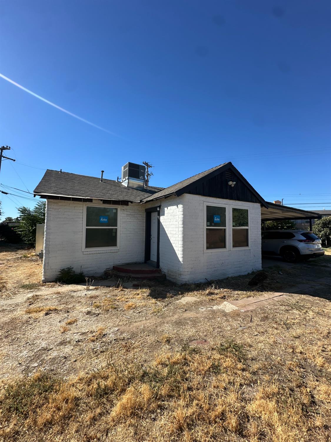 1642 W Dennett Ave, Fresno, CA 93728