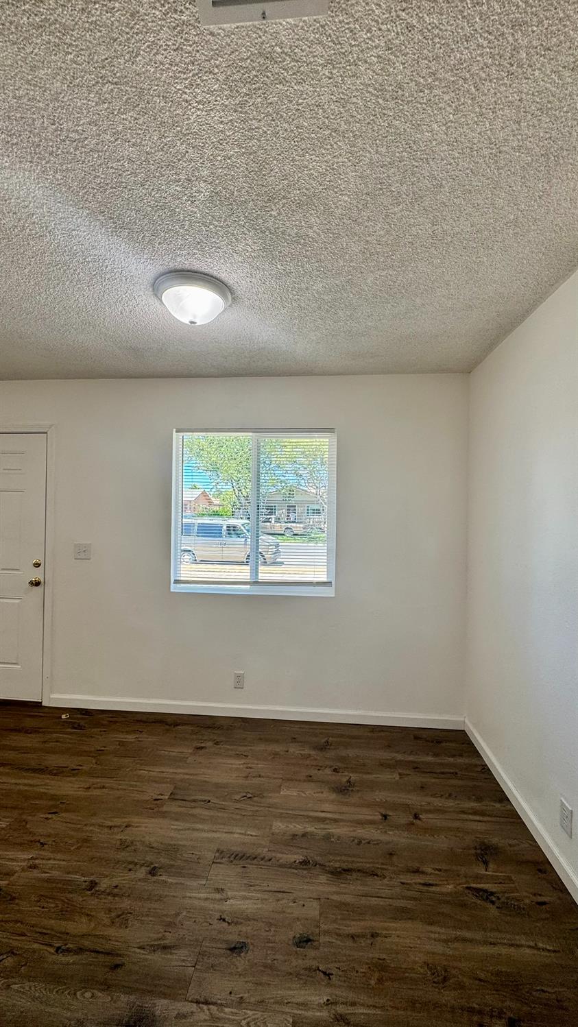 28558 Cholla Ave, Madera, CA 93638