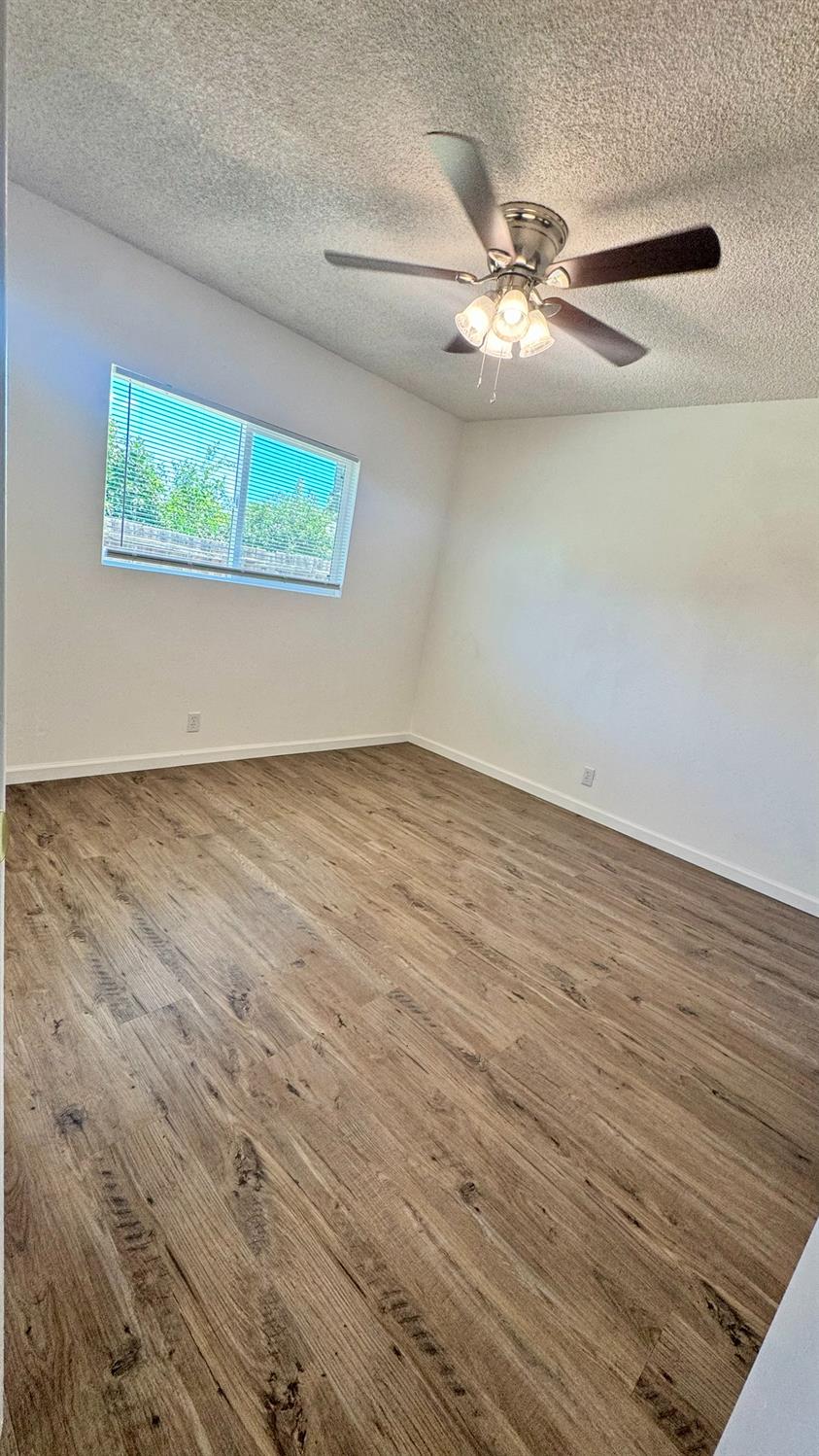 28558 Cholla Ave, Madera, CA 93638