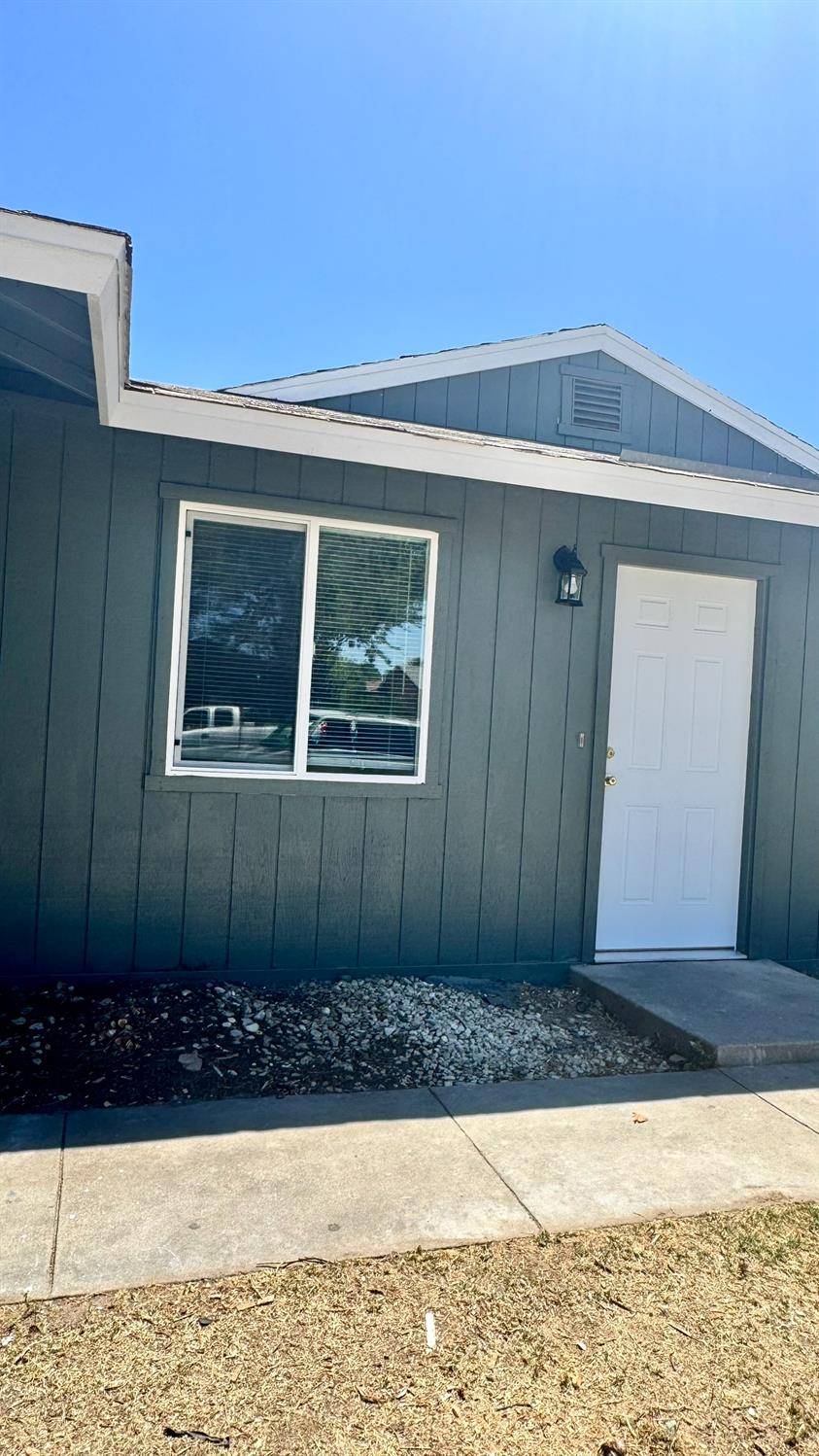 28558 Cholla Ave, Madera, CA 93638