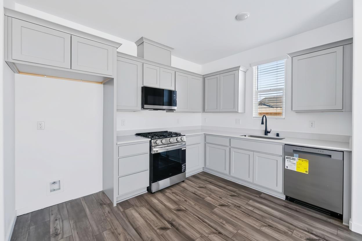 628 Riley Ave #197, Chowchilla, CA 93610