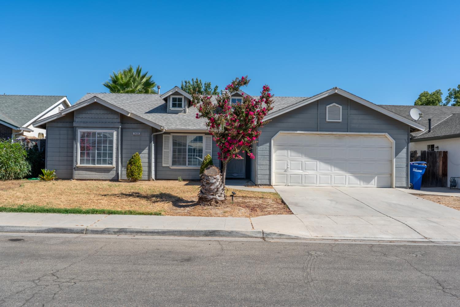5430 W Fedora, Fresno, CA 93722