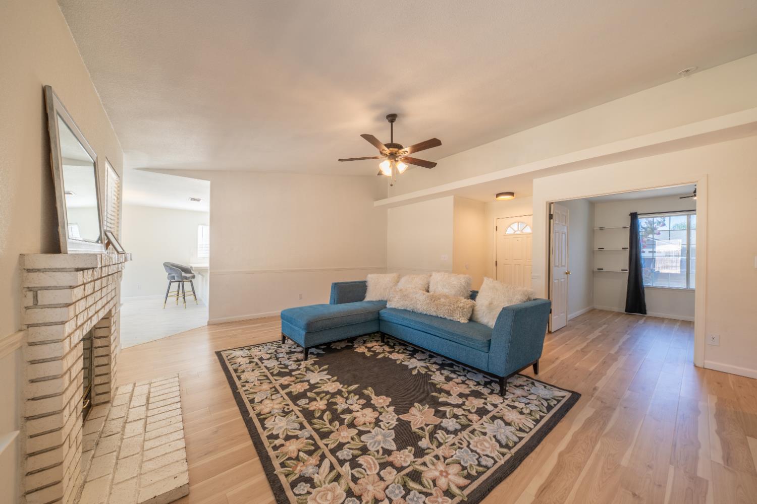 5430 W Fedora, Fresno, CA 93722