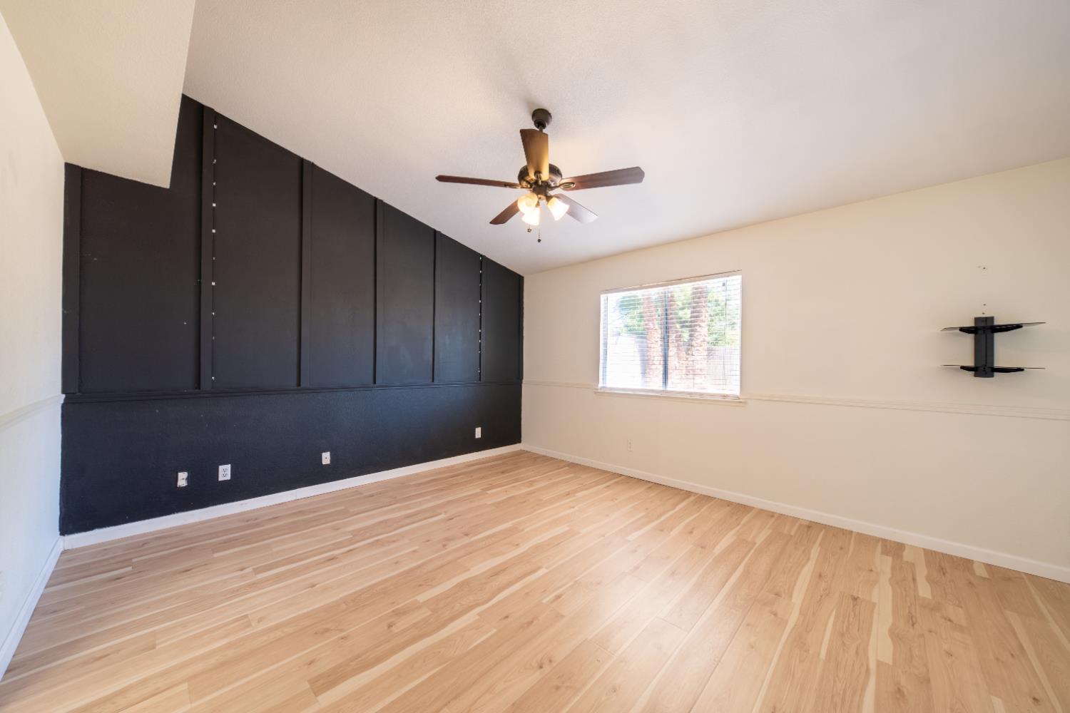 5430 W Fedora, Fresno, CA 93722