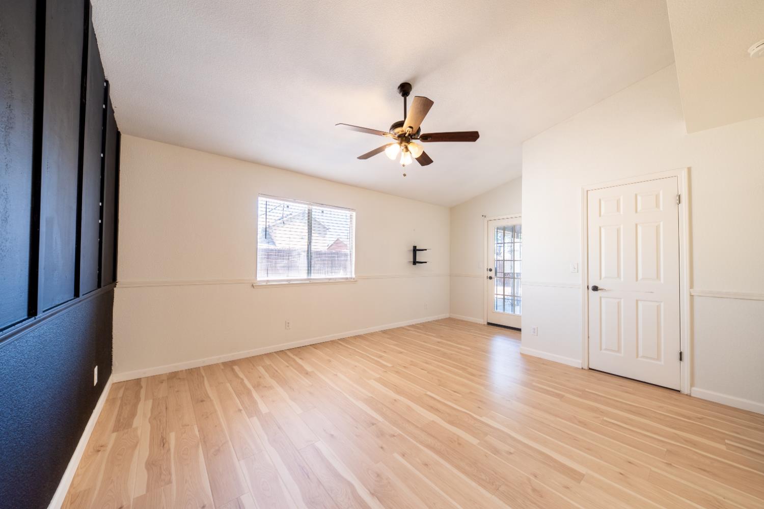 5430 W Fedora, Fresno, CA 93722