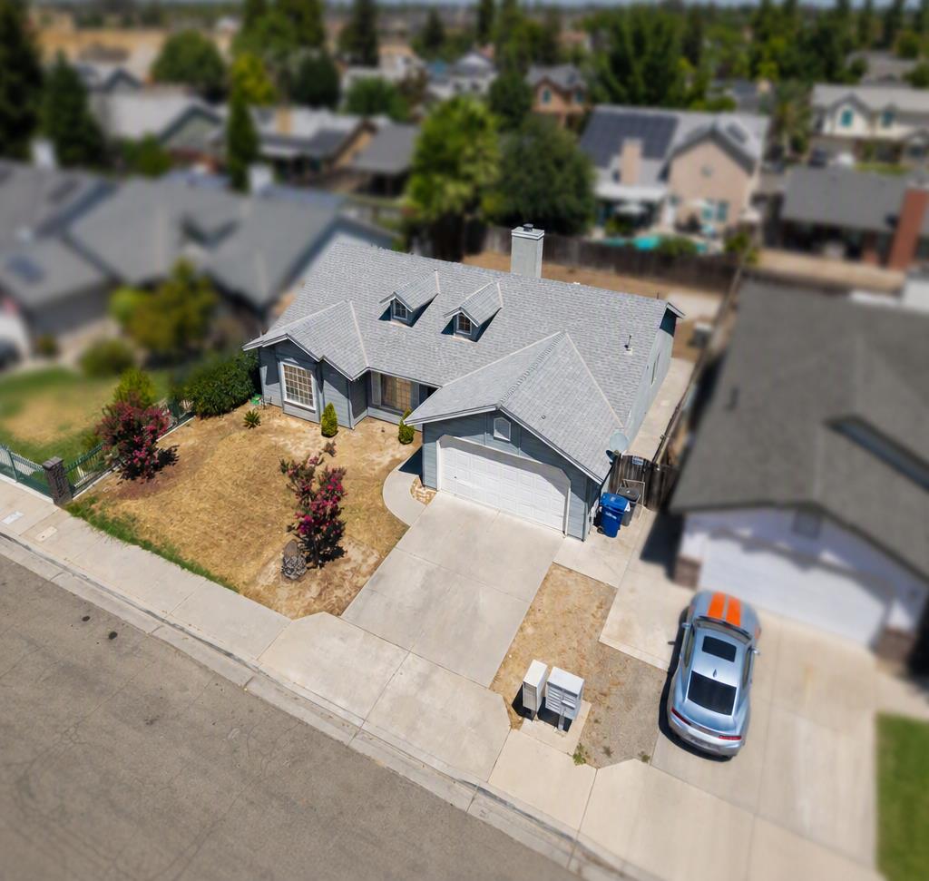 5430 W Fedora, Fresno, CA 93722