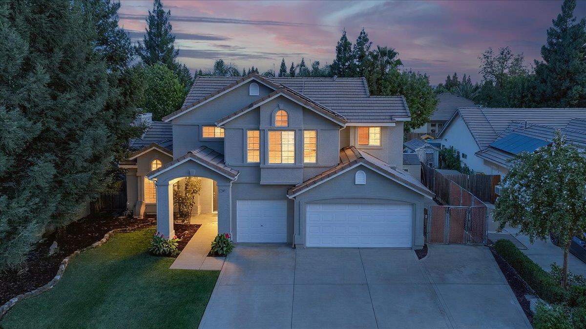 1888 El Paso Ave, Clovis, CA 93611