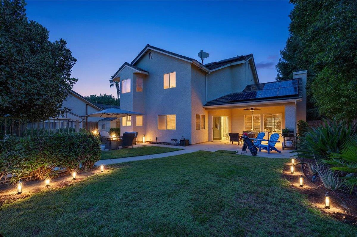 1888 El Paso Ave, Clovis, CA 93611
