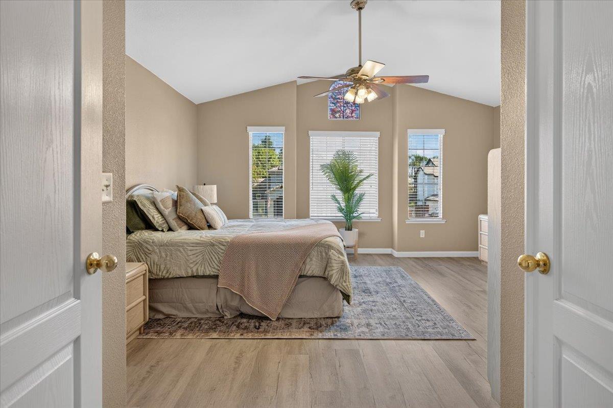 1888 El Paso Ave, Clovis, CA 93611
