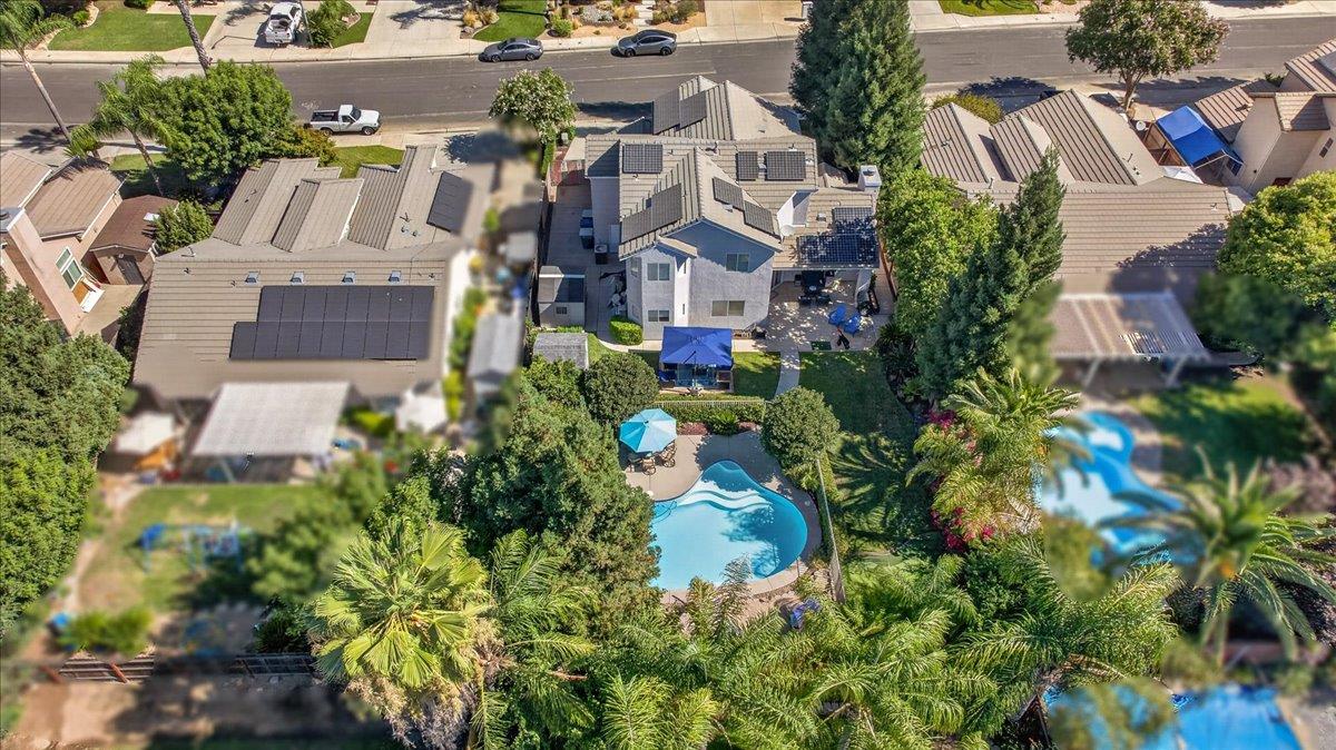1888 El Paso Ave, Clovis, CA 93611