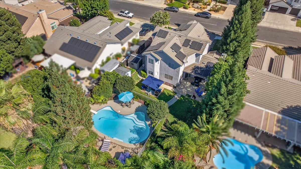 1888 El Paso Ave, Clovis, CA 93611