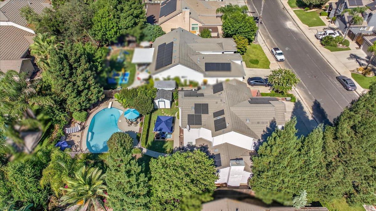 1888 El Paso Ave, Clovis, CA 93611