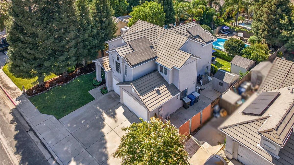 1888 El Paso Ave, Clovis, CA 93611