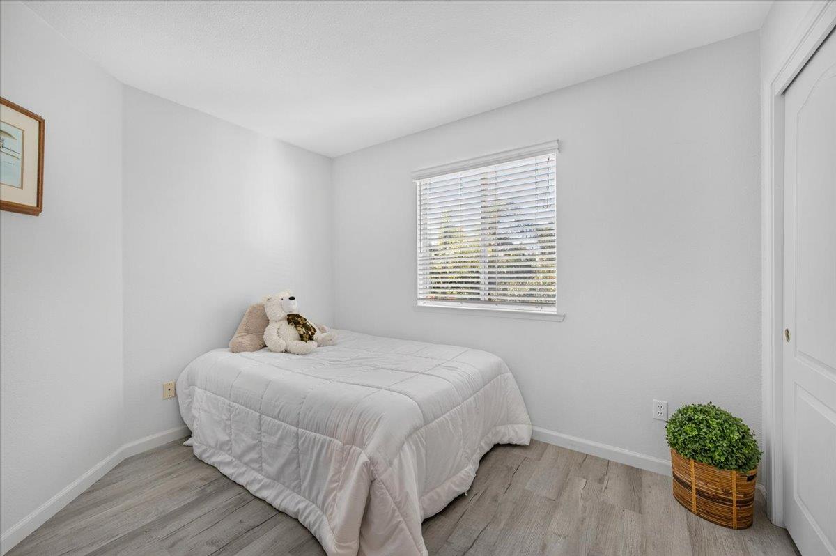 1888 El Paso Ave, Clovis, CA 93611