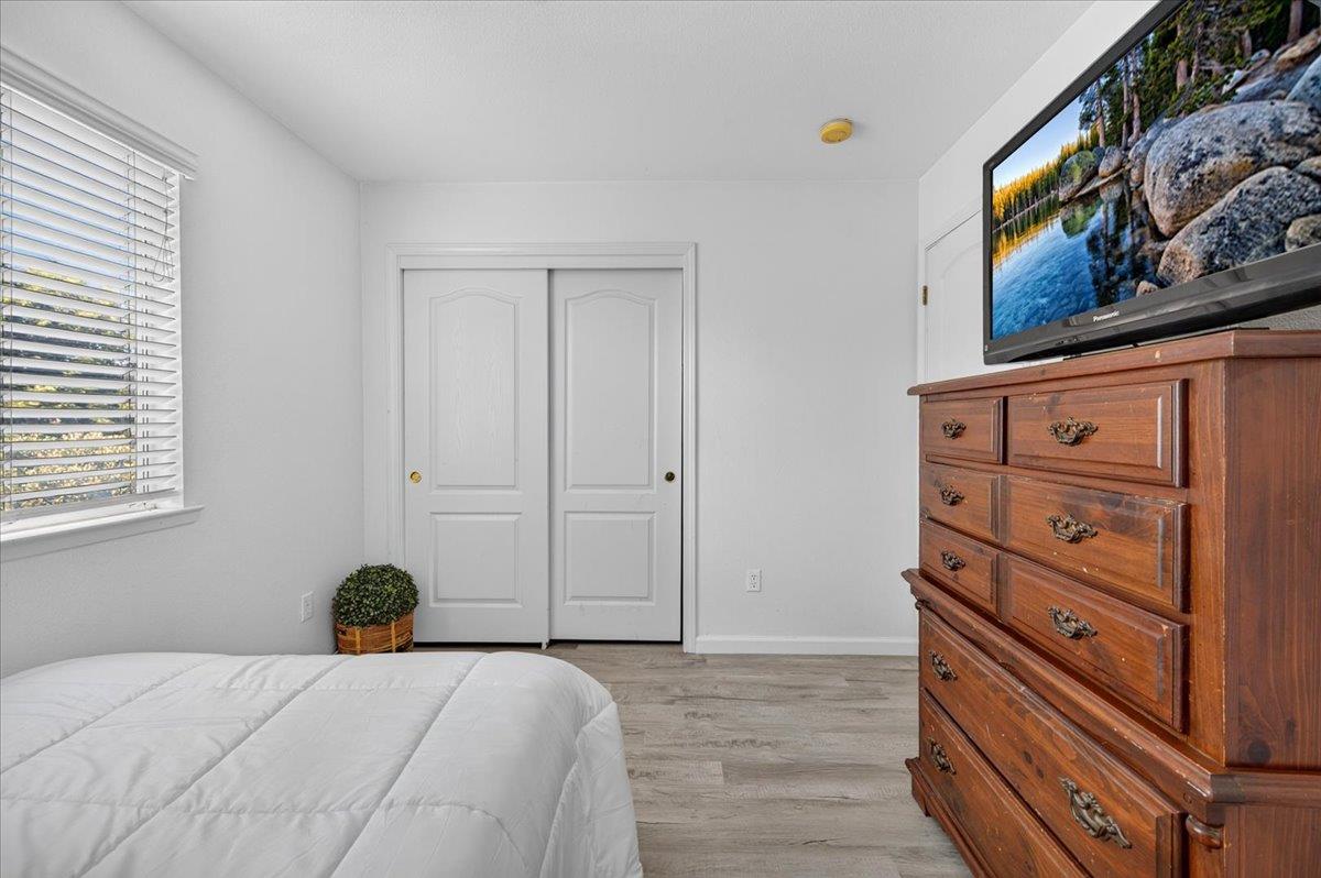 1888 El Paso Ave, Clovis, CA 93611
