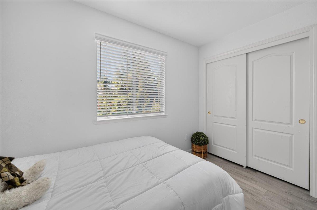 1888 El Paso Ave, Clovis, CA 93611