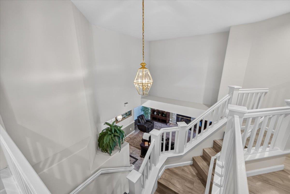 1888 El Paso Ave, Clovis, CA 93611