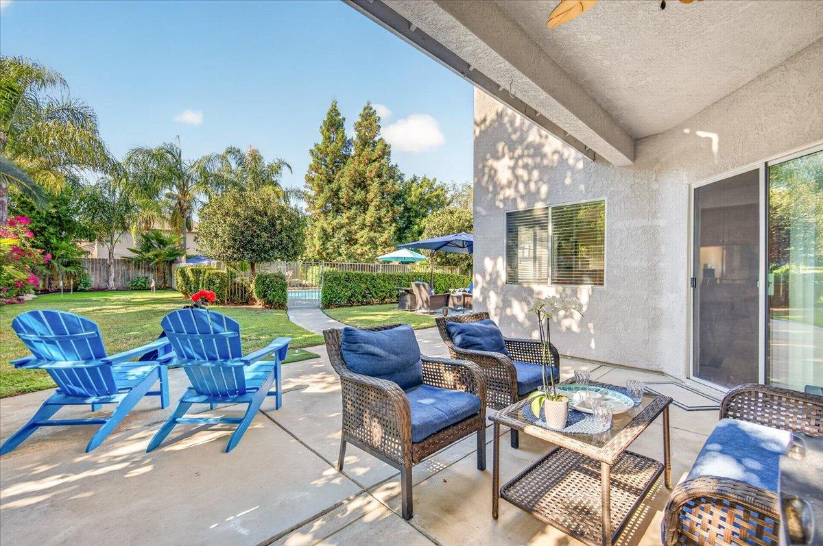 1888 El Paso Ave, Clovis, CA 93611