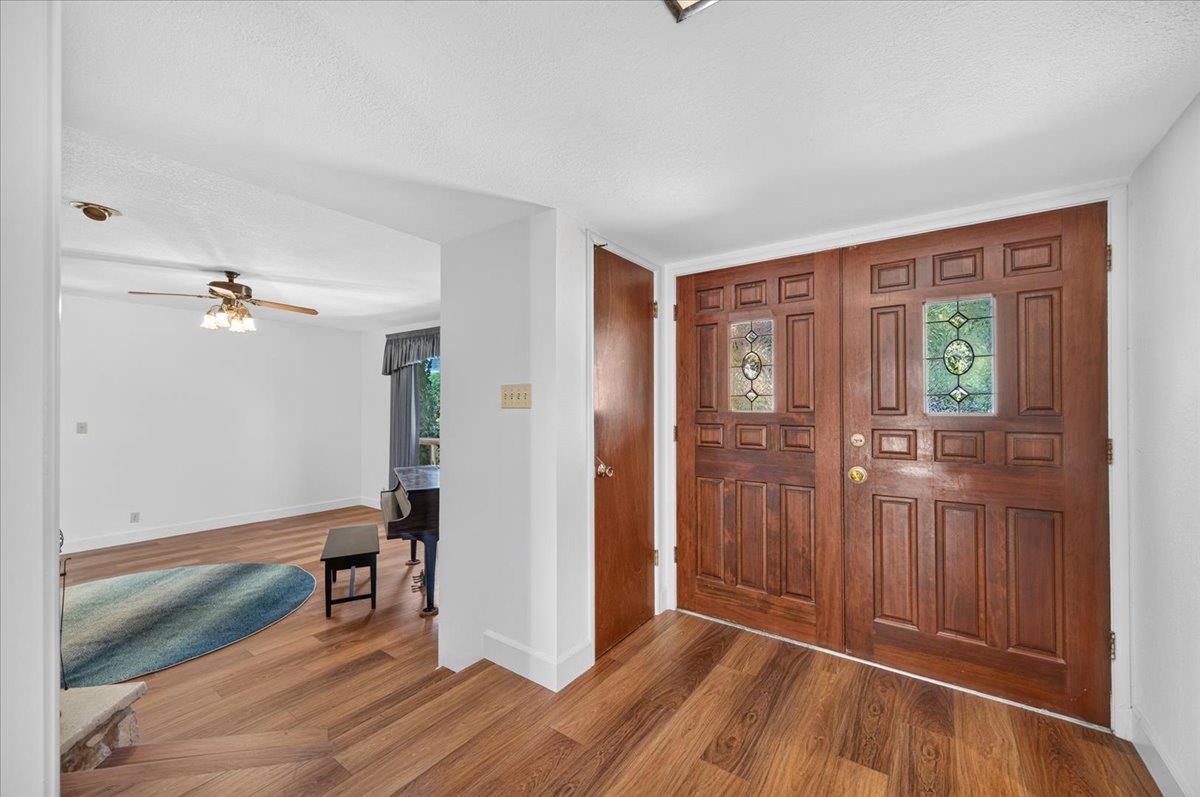 749 W Escalon Ave, Fresno, CA 93704