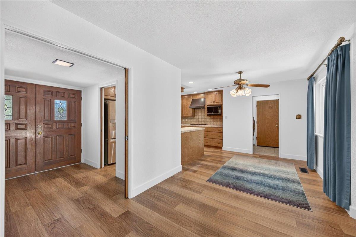 749 W Escalon Ave, Fresno, CA 93704