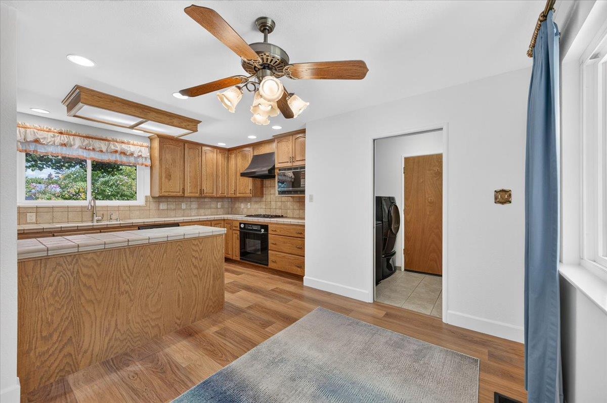 749 W Escalon Ave, Fresno, CA 93704