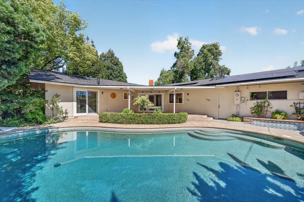 749 W Escalon Ave, Fresno, CA 93704