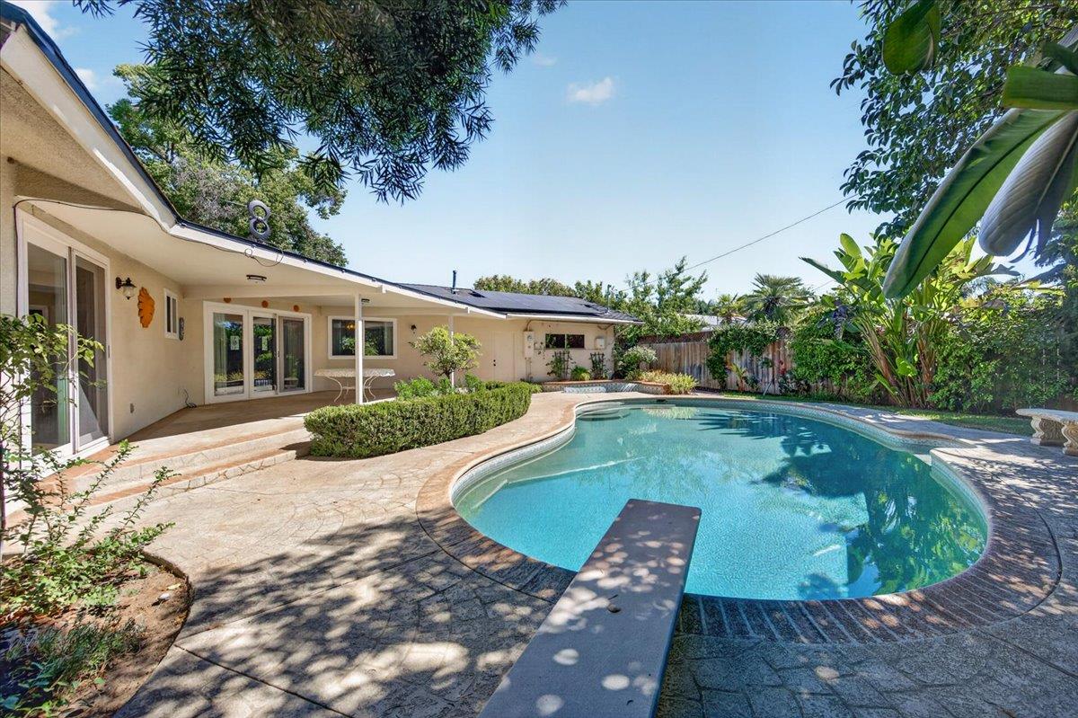 749 W Escalon Ave, Fresno, CA 93704