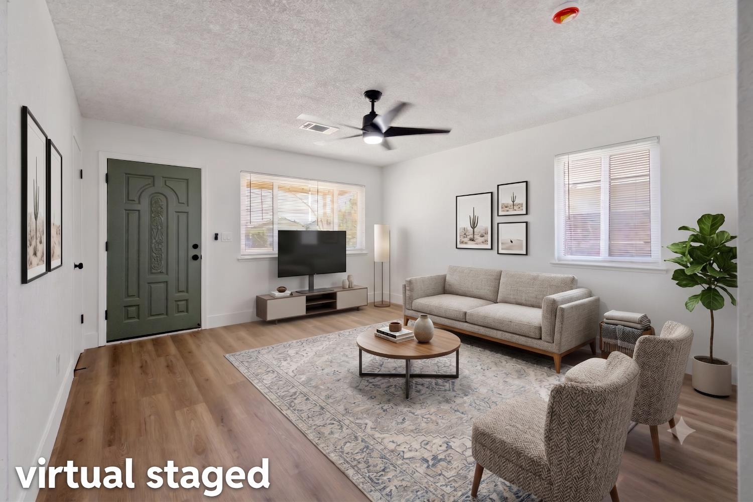 587 Sunset St, Kingsburg, CA 93631