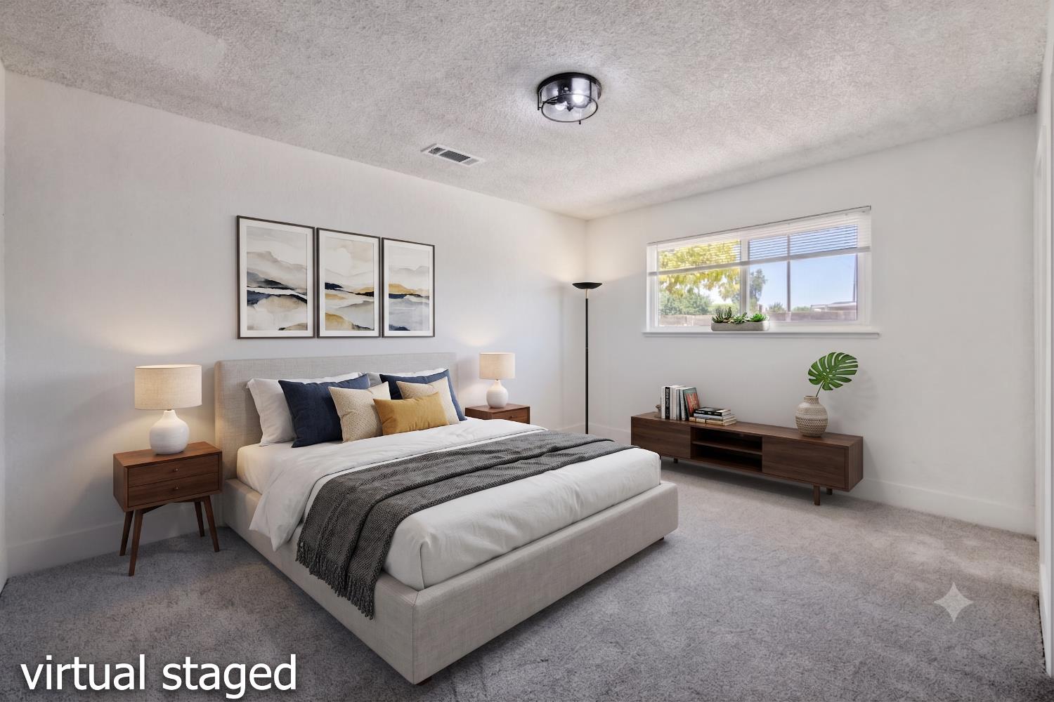 587 Sunset St, Kingsburg, CA 93631