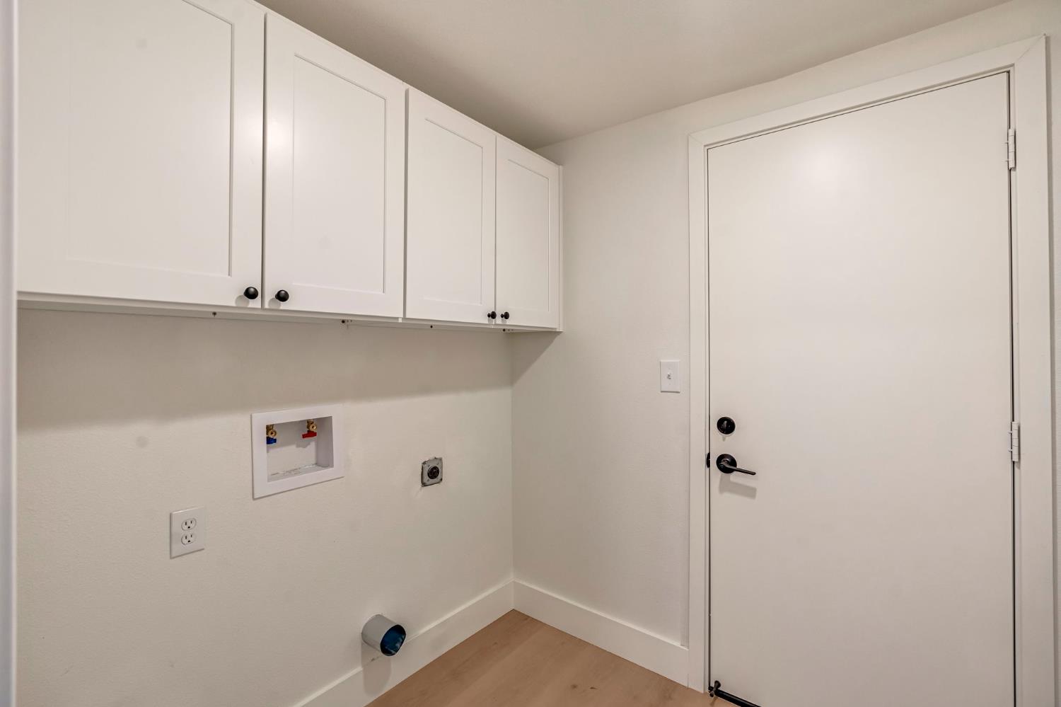 1910 Gaither St, Selma, CA 93662