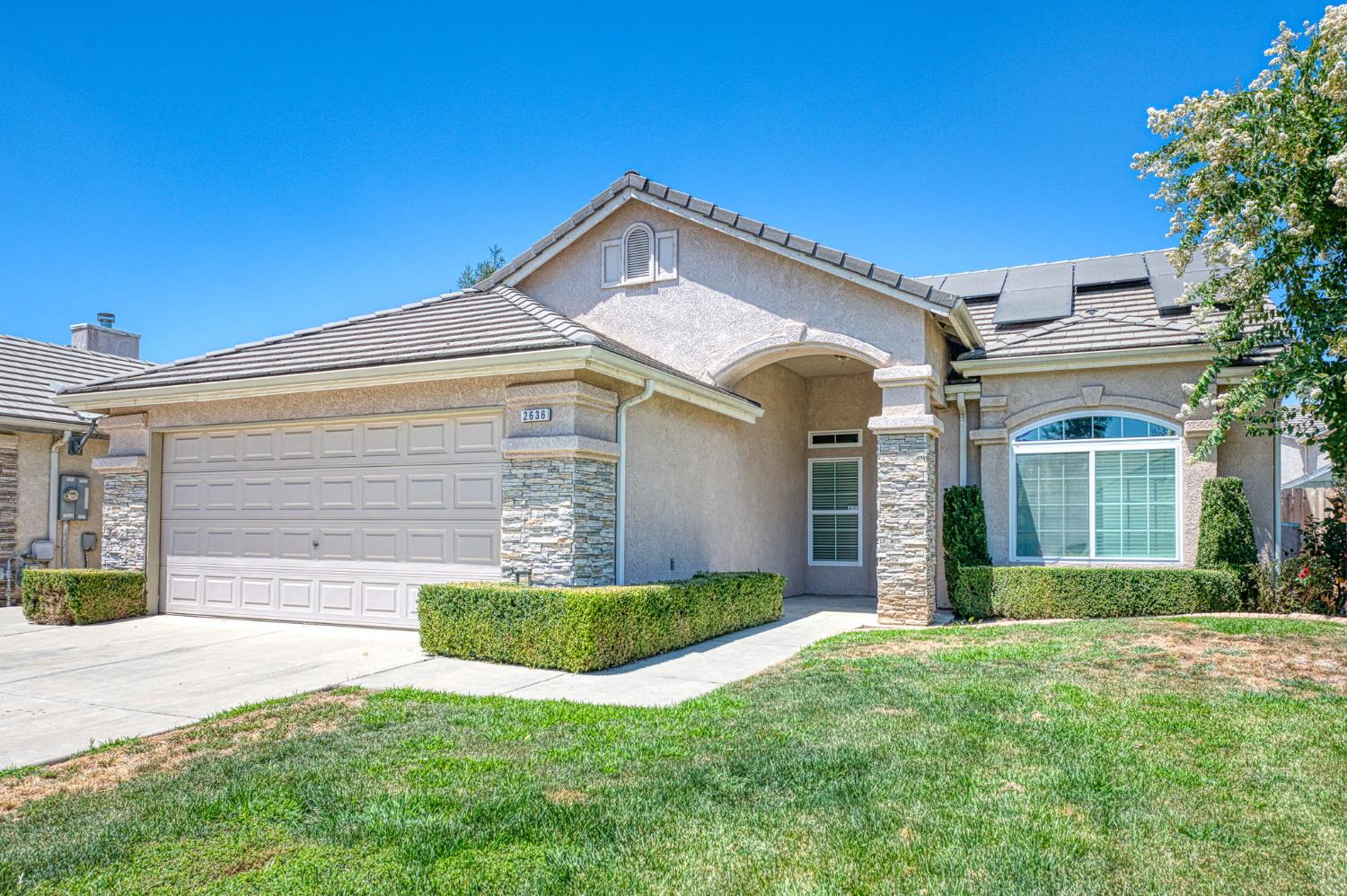 2636 E Plymouth Way, Fresno, CA 93720