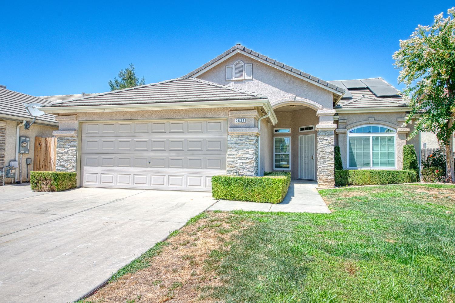 2636 E Plymouth Way, Fresno, CA 93720