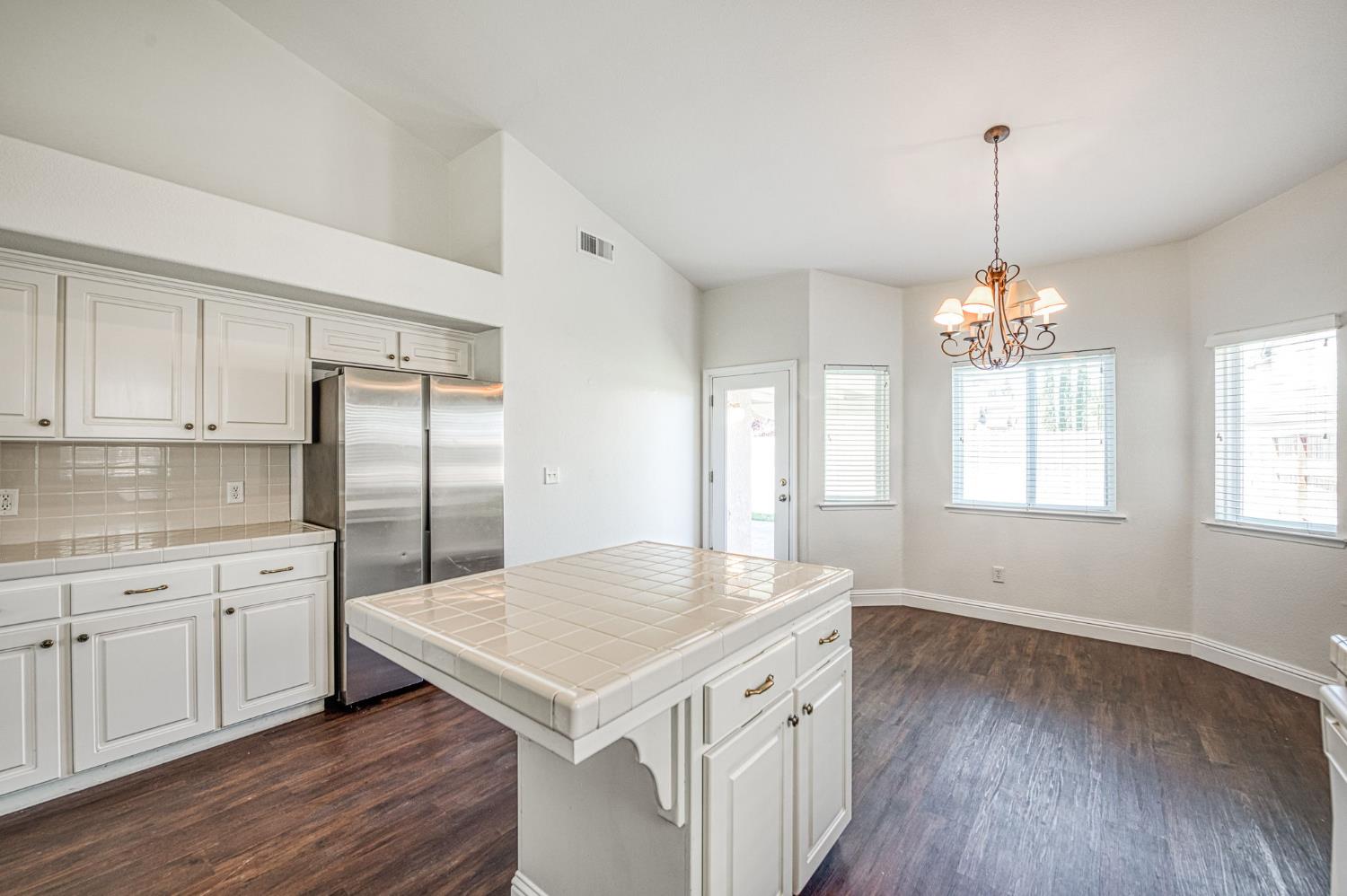 2636 E Plymouth Way, Fresno, CA 93720