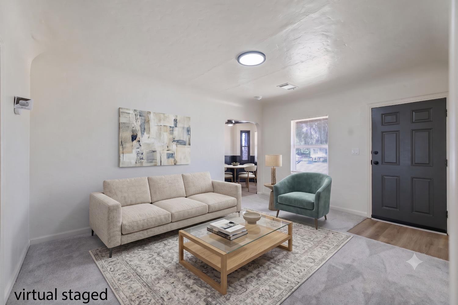 1114 N Conyer St, Visalia, CA 93291