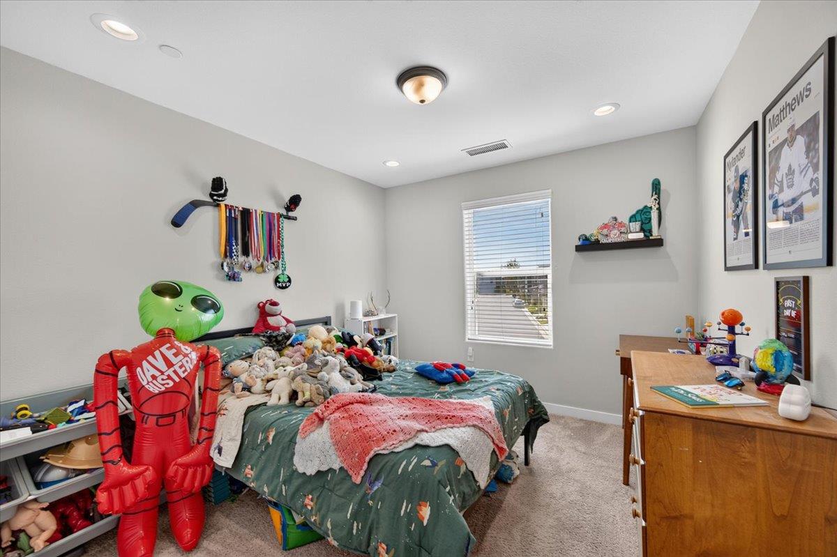 4159 Vincent Rd, Madera, CA 93636