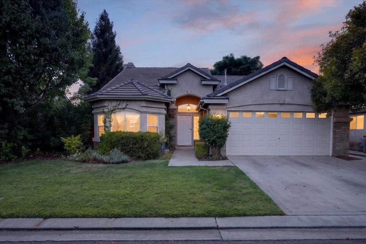 8531 N Talladega Way, Fresno, CA 93720