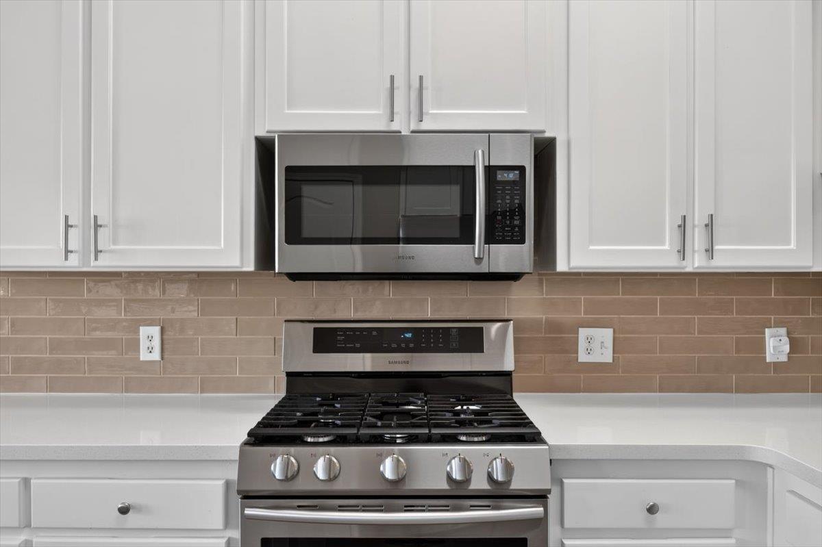 8531 N Talladega Way, Fresno, CA 93720