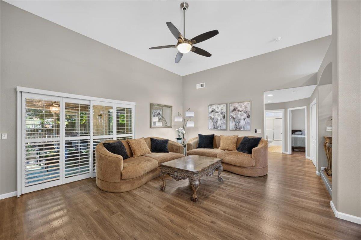 8531 N Talladega Way, Fresno, CA 93720